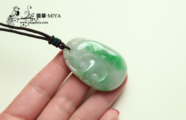咪雅翡翠