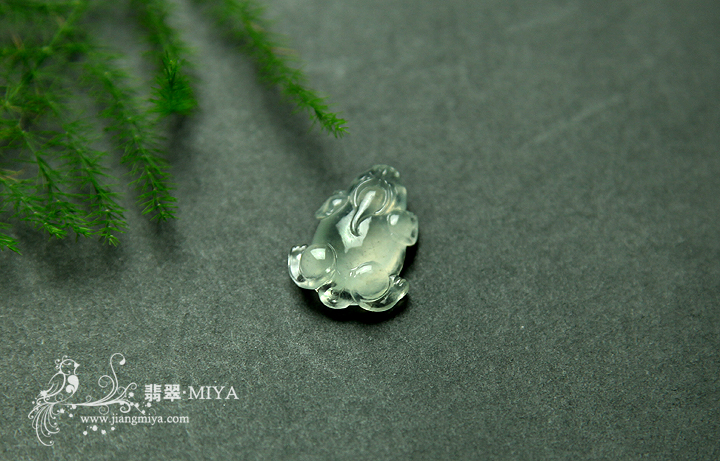 咪雅翡翠