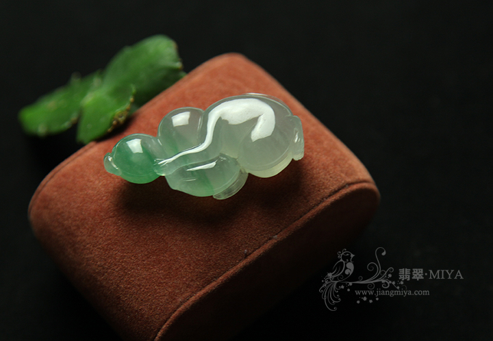 咪雅翡翠