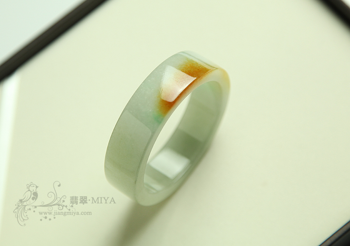 咪雅翡翠