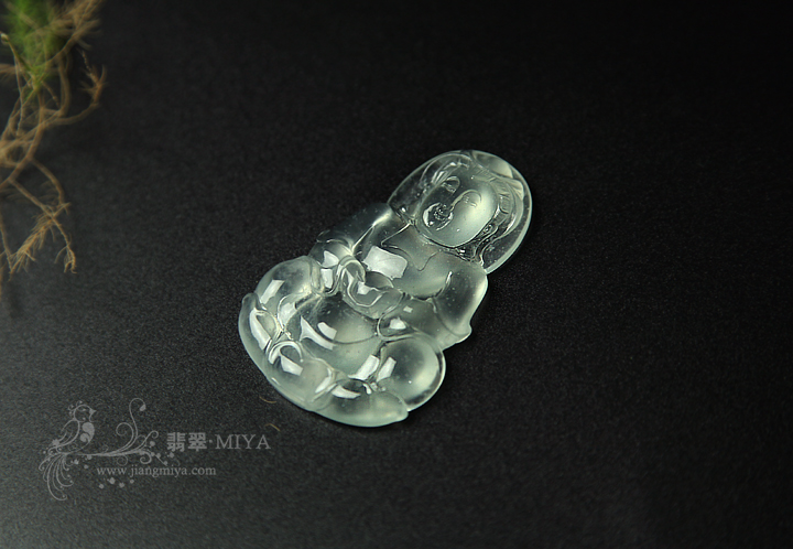 咪雅翡翠