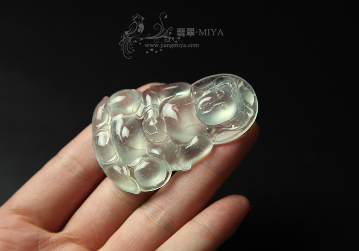 咪雅翡翠