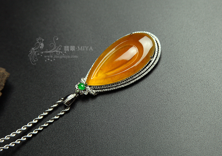 咪雅翡翠