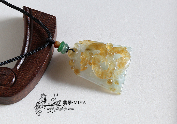 咪雅翡翠