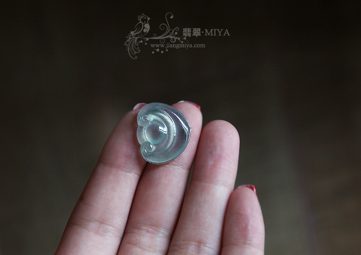咪雅翡翠