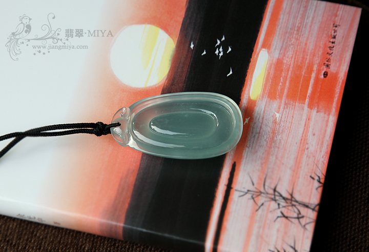 咪雅翡翠