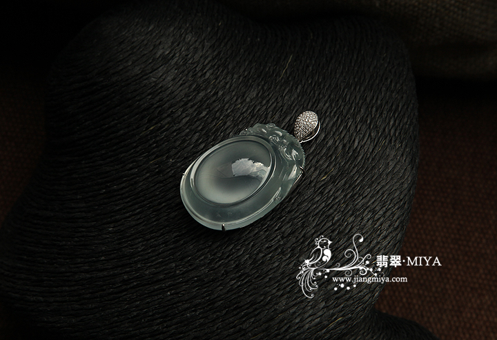 咪雅翡翠