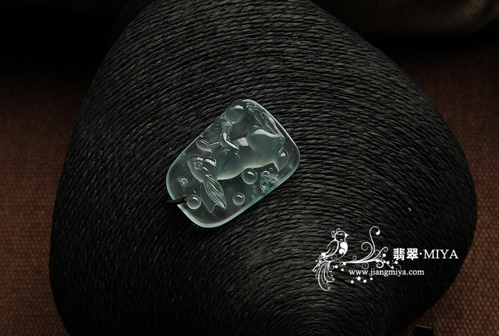 咪雅翡翠