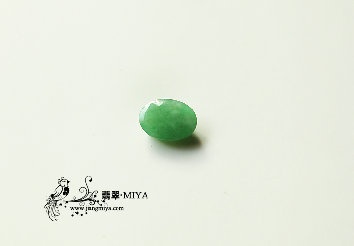 咪雅翡翠