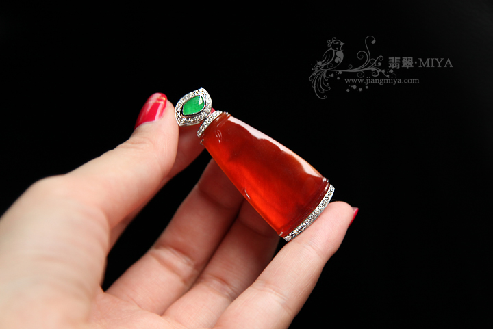 咪雅翡翠