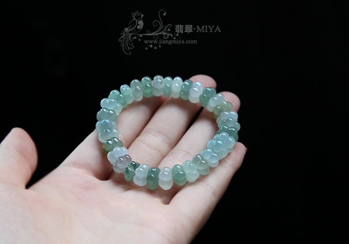 咪雅翡翠