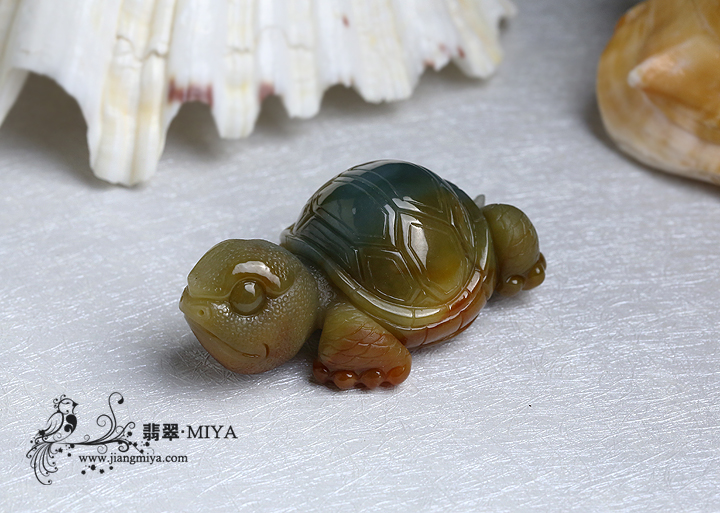 咪雅翡翠