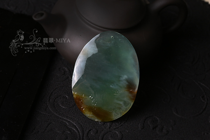 咪雅翡翠