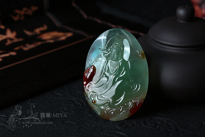 咪雅翡翠