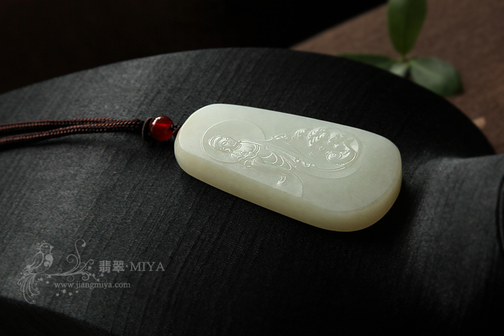 咪雅翡翠