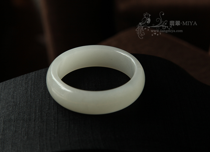 咪雅翡翠