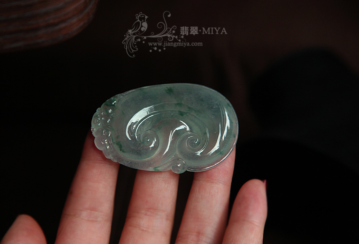 咪雅翡翠