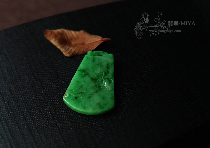 咪雅翡翠