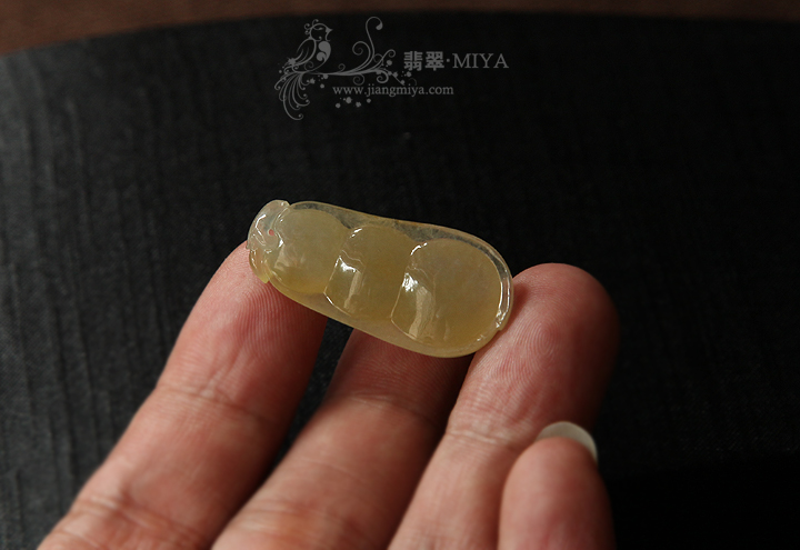 咪雅翡翠