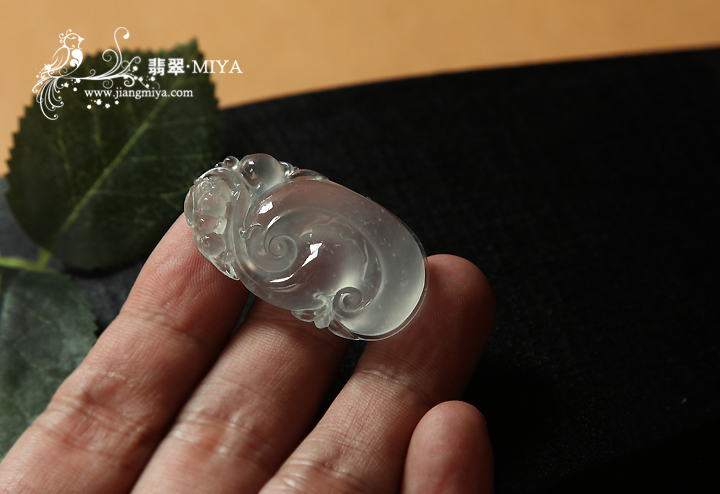 咪雅翡翠