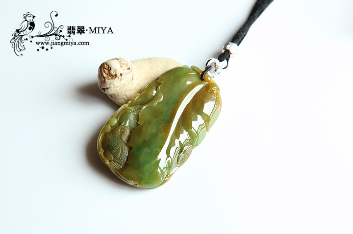 咪雅翡翠