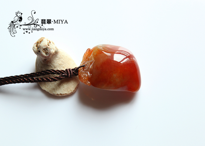 咪雅翡翠