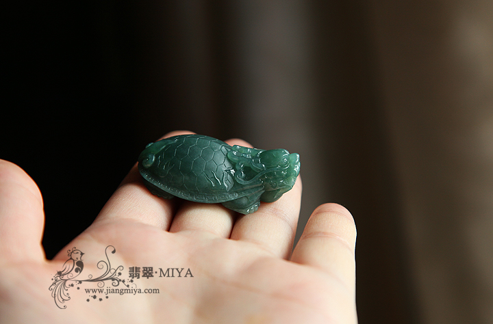 咪雅翡翠