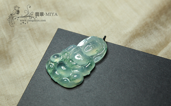 咪雅翡翠
