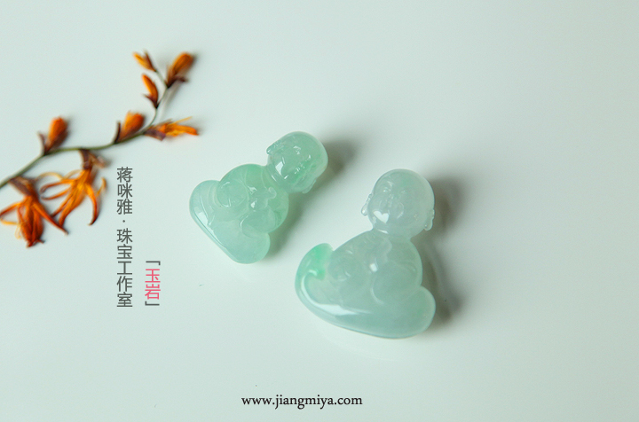 冰糯种可爱无比小沙弥